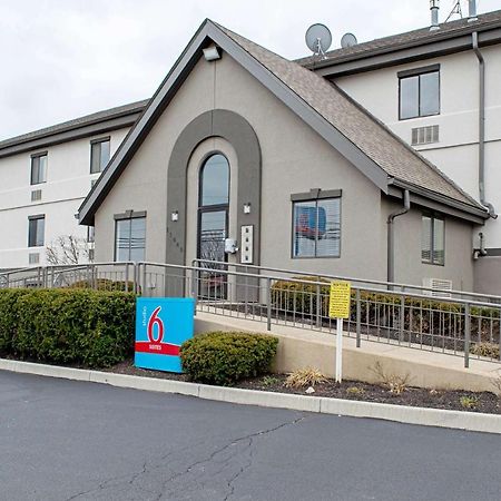 Welcome Suites Springdale Bagian luar foto
