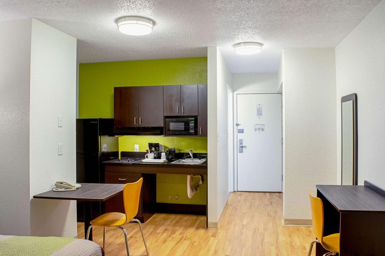 Welcome Suites Springdale Bagian luar foto