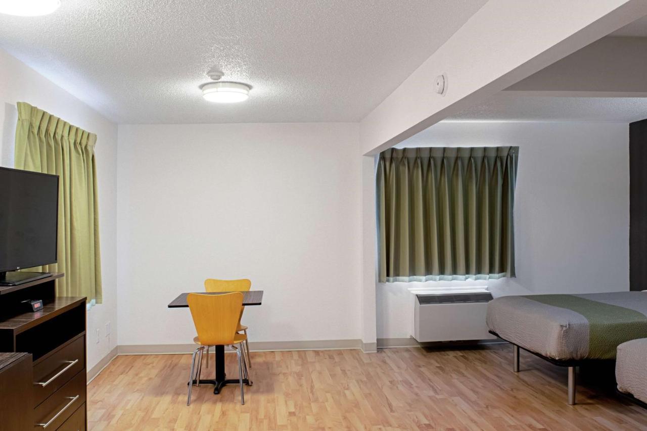 Welcome Suites Springdale Bagian luar foto
